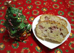フレッシュストロベリーのパウンドケーキ