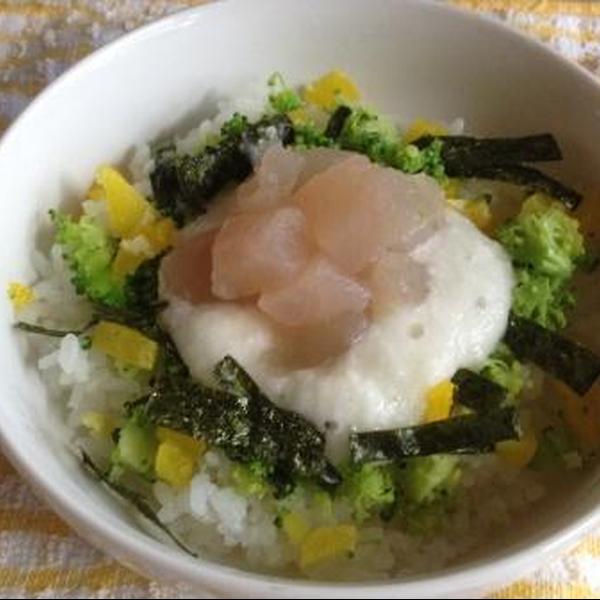 まぐろの山かけ丼