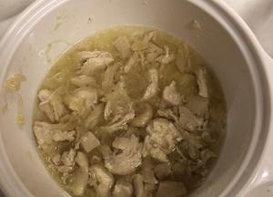 白菜と鶏むね肉のスープ