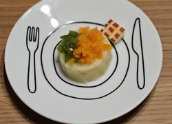 茹で野菜とりんご添え